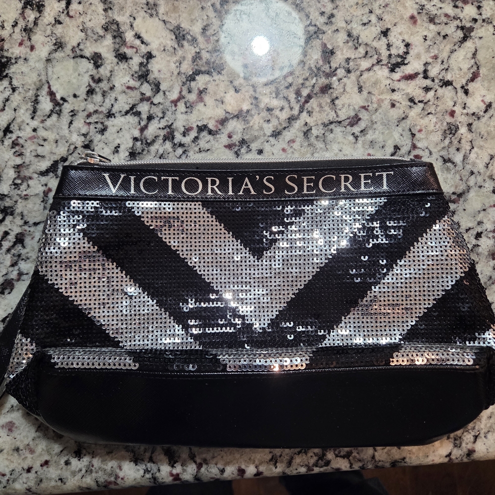 Victorias Secret Black Silver Sequin Cosmetic Makeup Bag Zip Wristlet Pouch